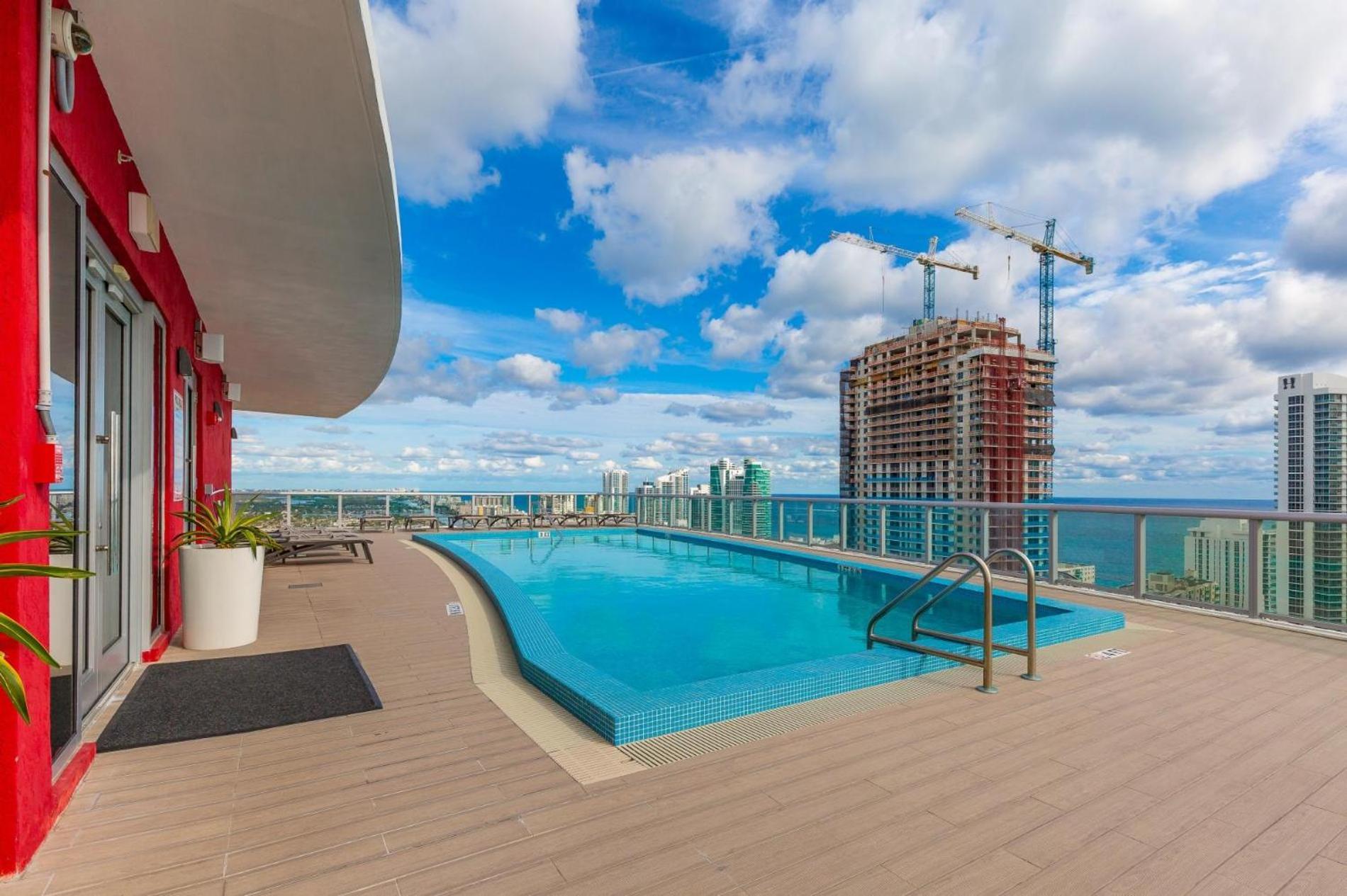 Modern One Bedroom Rental At Beach Walk Resort Miami 18Th Floor Hallandale Beach Εξωτερικό φωτογραφία