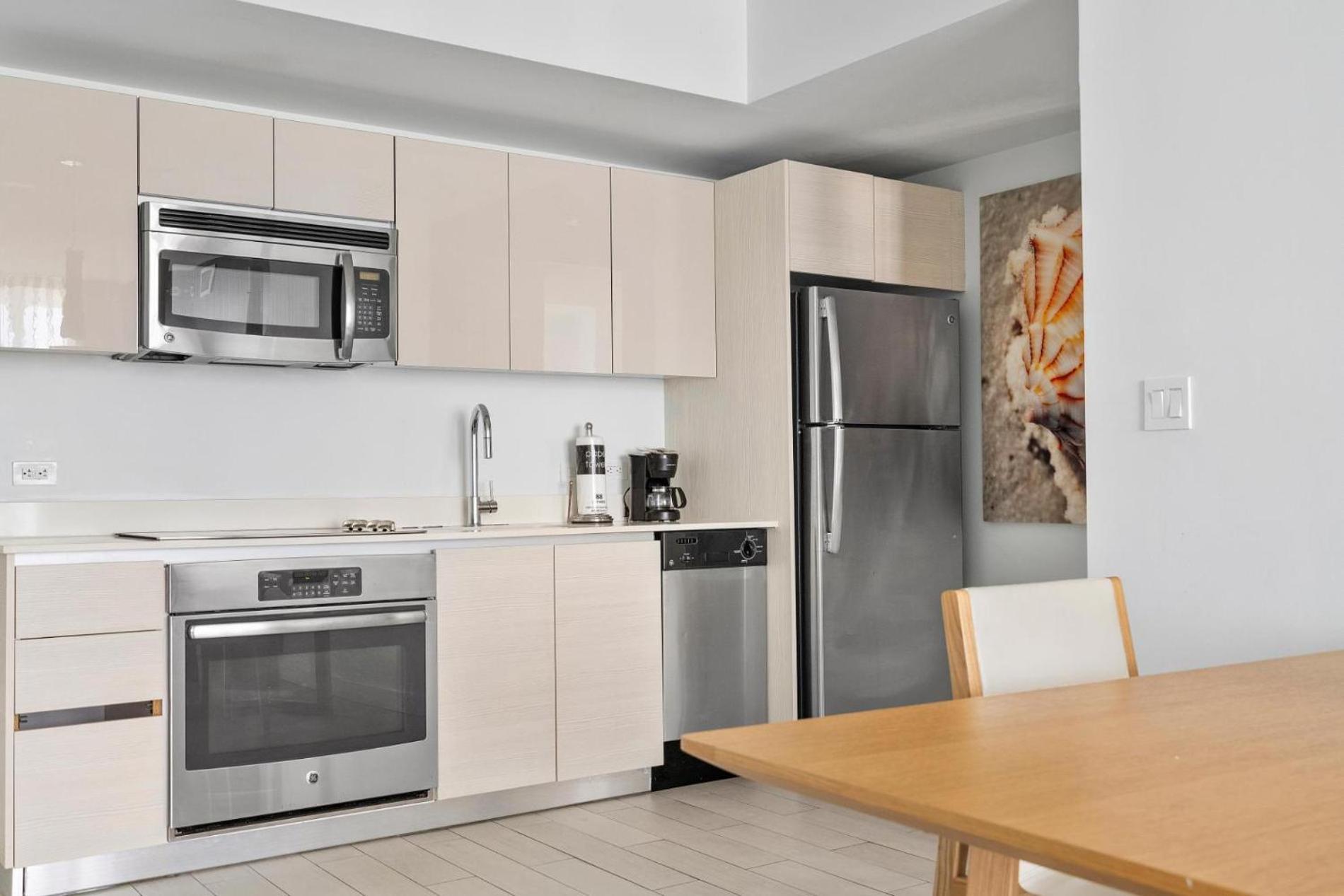 Modern One Bedroom Rental At Beach Walk Resort Miami 18Th Floor Hallandale Beach Εξωτερικό φωτογραφία
