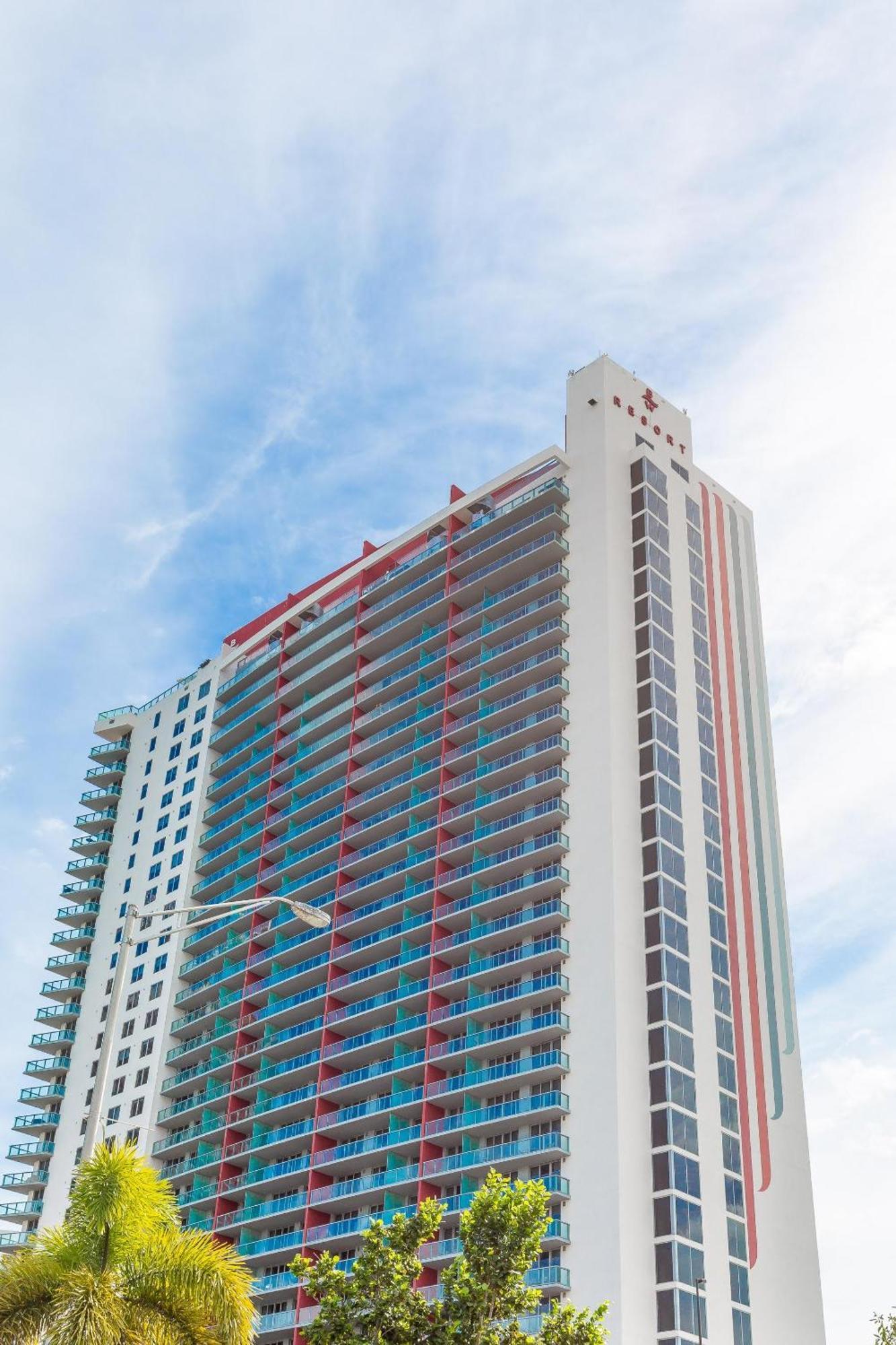 Modern One Bedroom Rental At Beach Walk Resort Miami 18Th Floor Hallandale Beach Εξωτερικό φωτογραφία